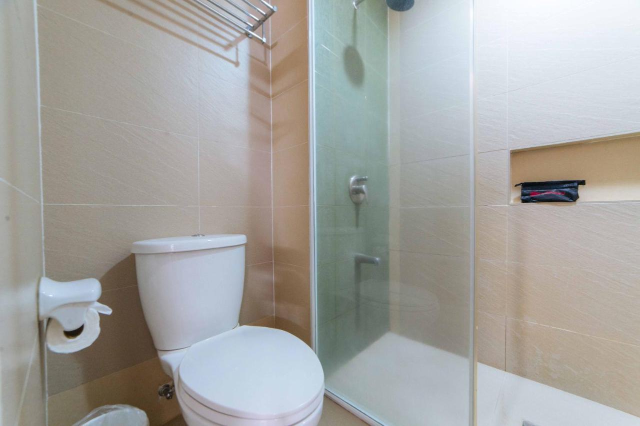 Reddoorz Premium @ The Ritz Garden Oases Ξενοδοχείο Davao City Εξωτερικό φωτογραφία